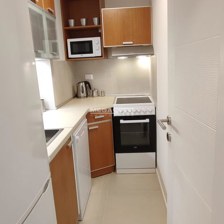 Dvosoban stan za izdavanje, Politika, Beograd, 60m², 800 €/mes