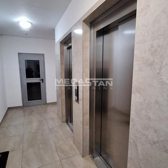 Četvorosoban stan na prodaju, Blok 45, Beograd, 109m², 439.000 €