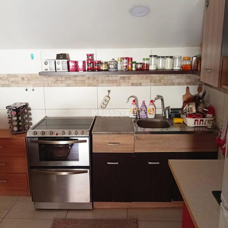 Kuća na prodaju, Borča, Beograd, 109m², 360.000 €