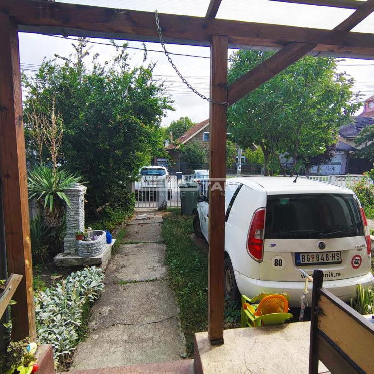 Kuća na prodaju, Borča, Beograd, 109m², 360.000 €