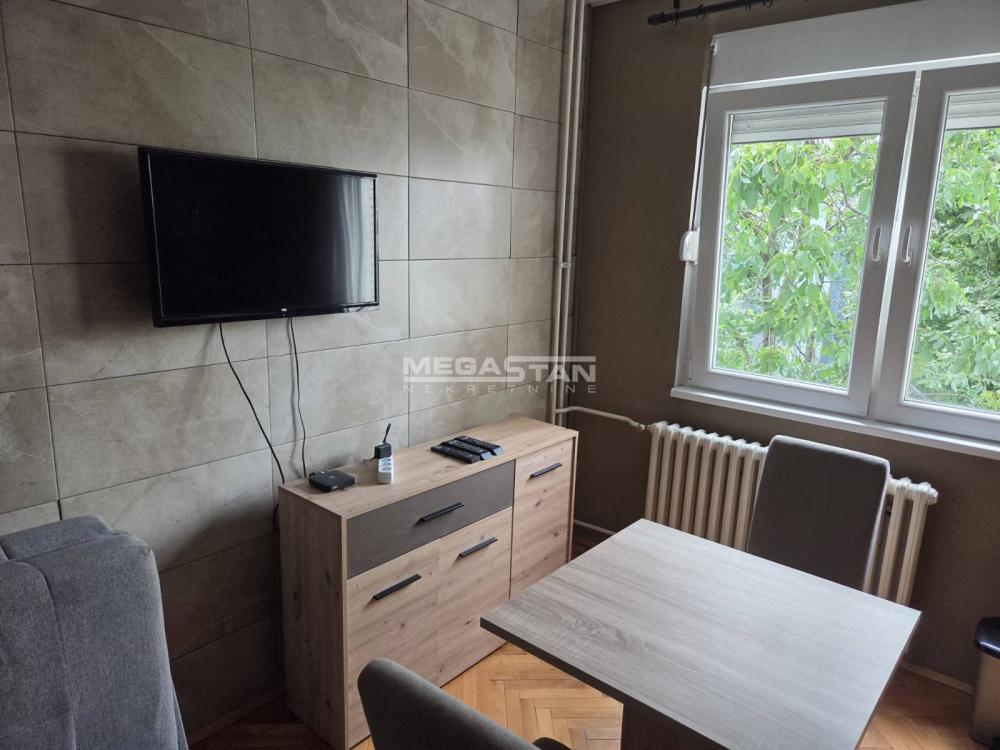 Troiposoban stan na prodaju, Autokomanda, Beograd, 80m², 285.000 €