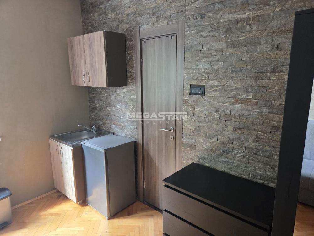Troiposoban stan na prodaju, Autokomanda, Beograd, 80m², 285.000 €