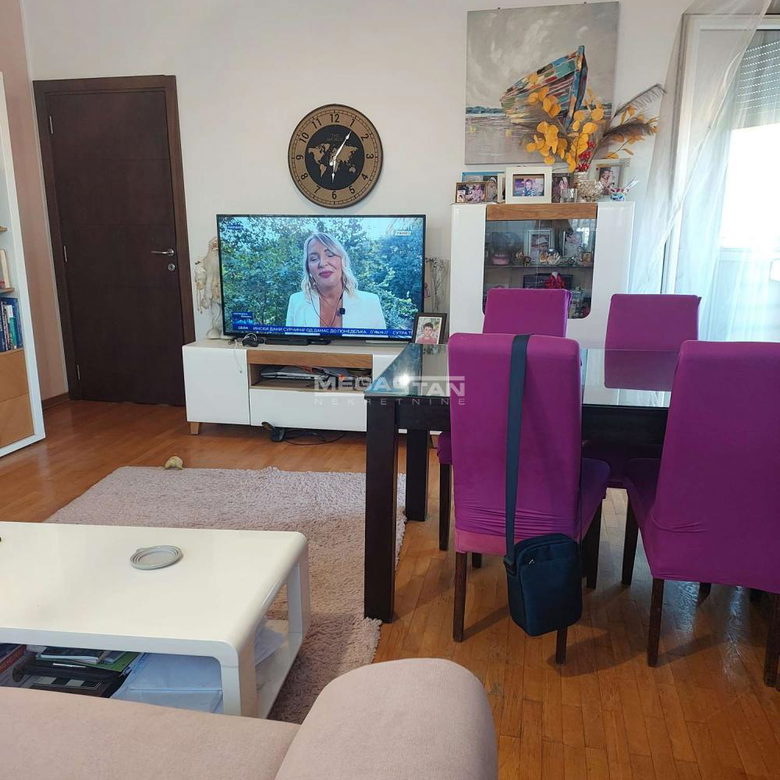 Dvoiposoban stan na prodaju, Blok 63, Beograd, 67m², 270.000 €