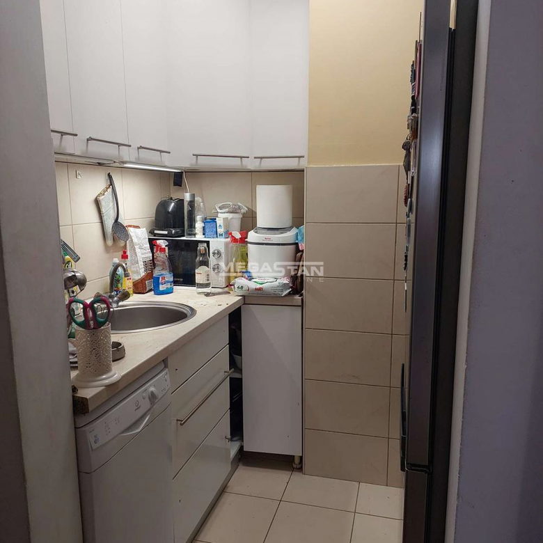 Dvoiposoban stan na prodaju, Blok 63, Beograd, 67m², 270.000 €