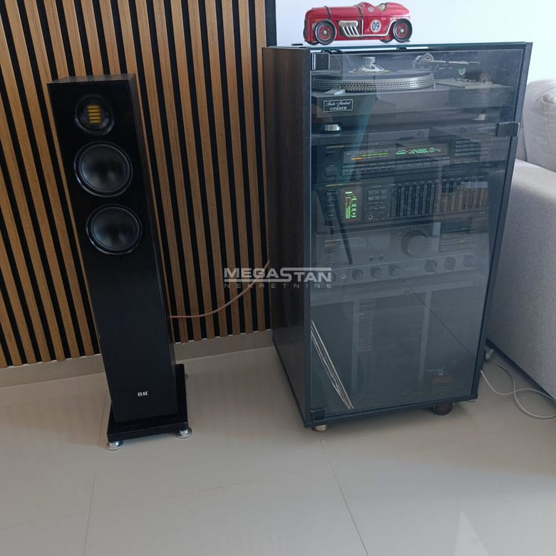 Trosoban stan na prodaju, Centar, Pančevo, 78m², 168.500 €