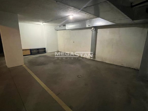 Garaža Izdavanje Beograd Vukov Spomenik 24 m2