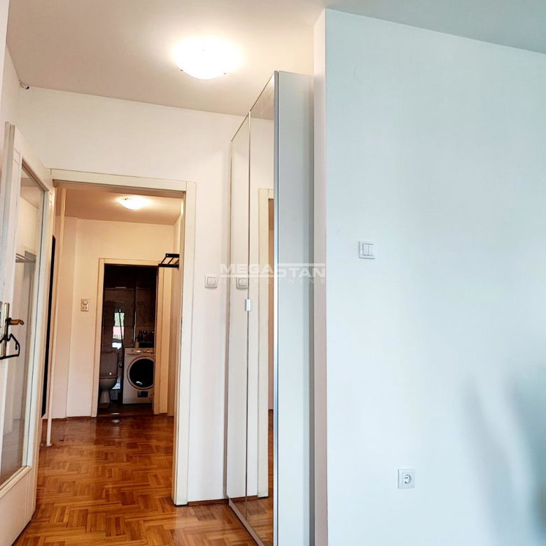 Stan Izdavanje Beograd Gradska Bolnica 67 m2