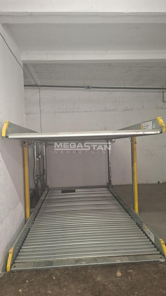 Garaža Prodaja Beograd Autokomanda 13 m2