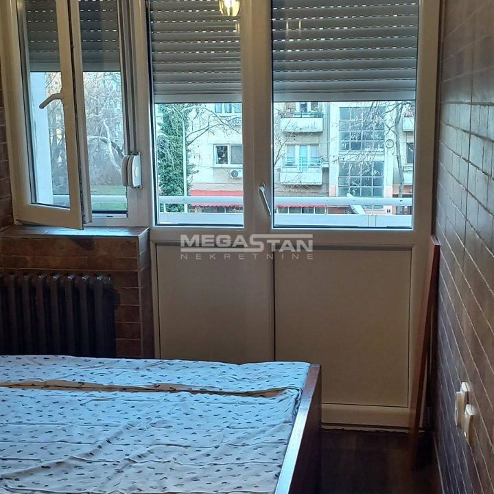 Stan Izdavanje Beograd  38 m2