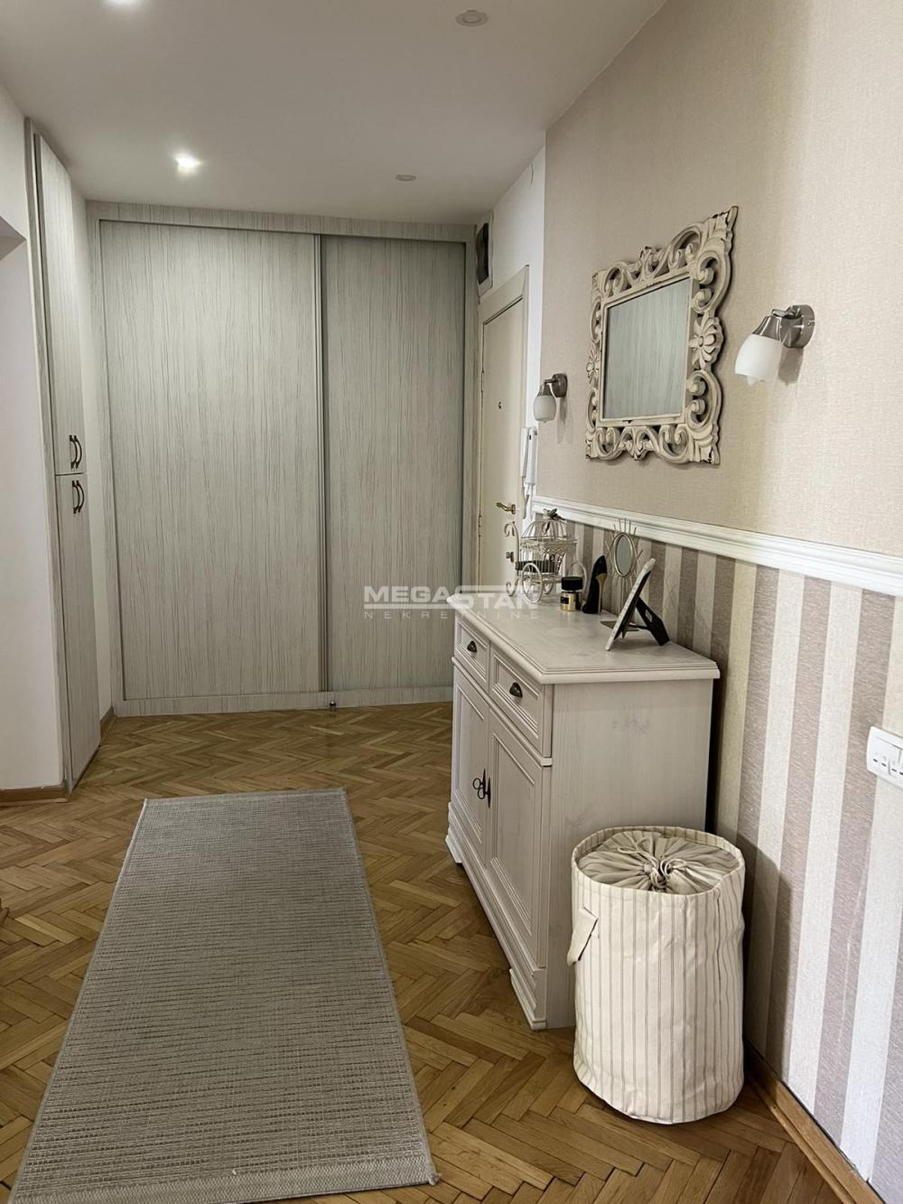 Dvosoban stan za izdavanje, Slavija, Beograd, 55m², 700 €/mes