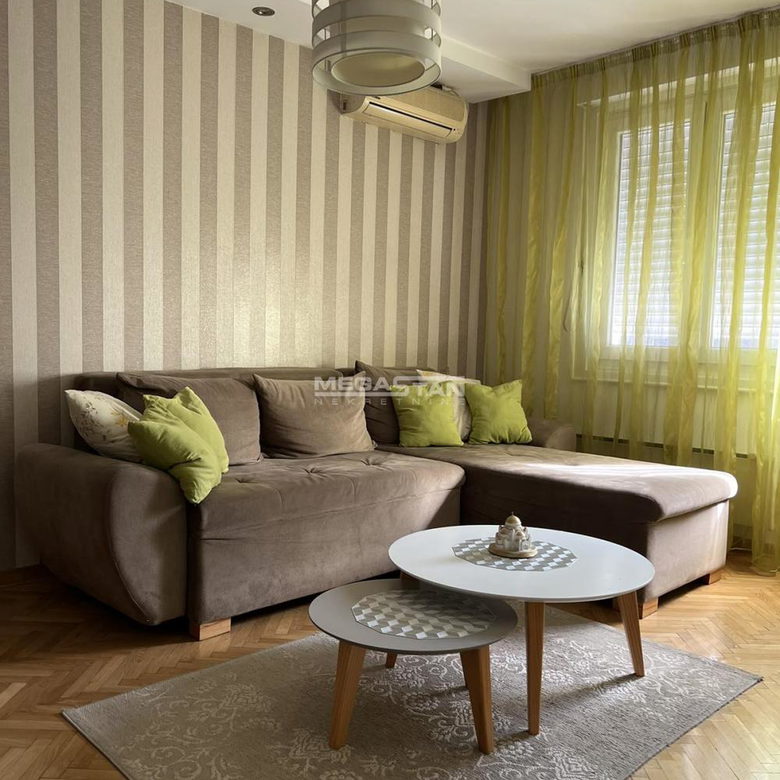 Stan Izdavanje Beograd Slavija 55 m2