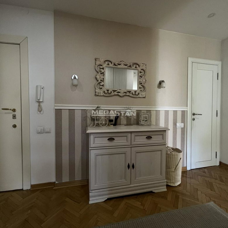 Dvosoban stan za izdavanje, Slavija, Beograd, 55m², 700 €/mes
