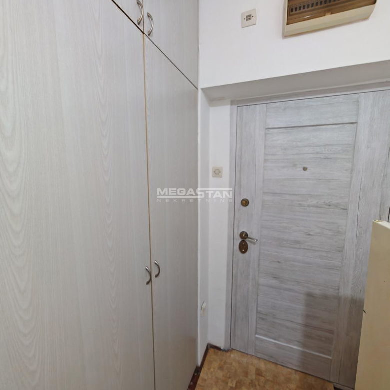 Stan Izdavanje Beograd Karaburma 35 m2