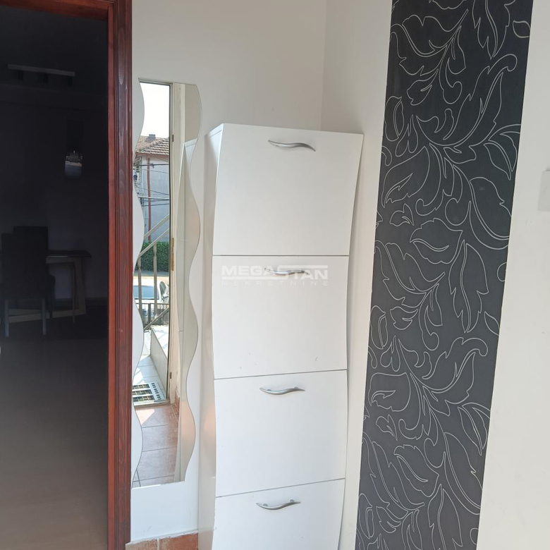 Četvorosoban stan za izdavanje, Borča, Beograd, 115m², 600 €/mes