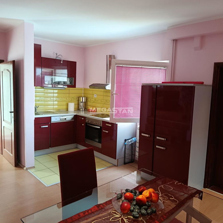 Četvorosoban stan za izdavanje, Borča, Beograd, 115m², 600 €/mes