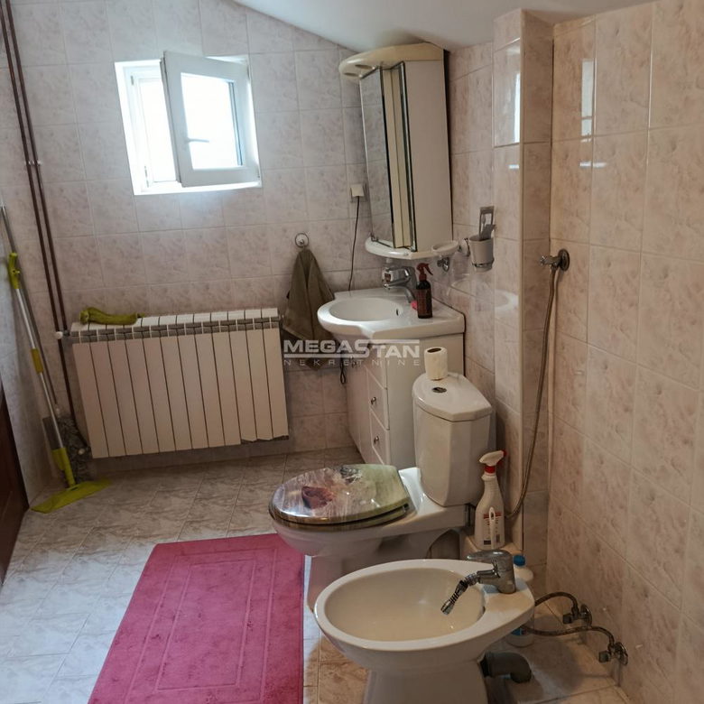 Četvorosoban stan za izdavanje, Borča, Beograd, 115m², 600 €/mes