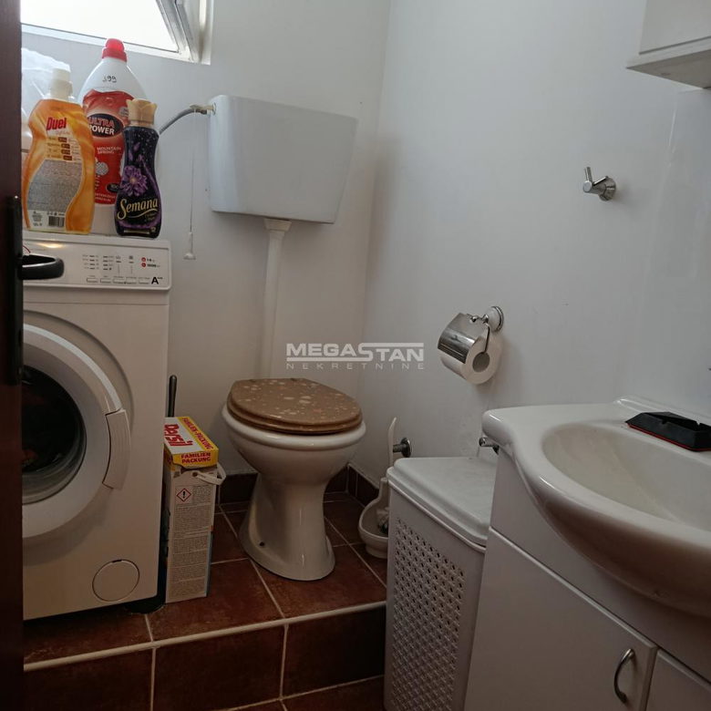 Četvorosoban stan za izdavanje, Borča, Beograd, 115m², 600 €/mes