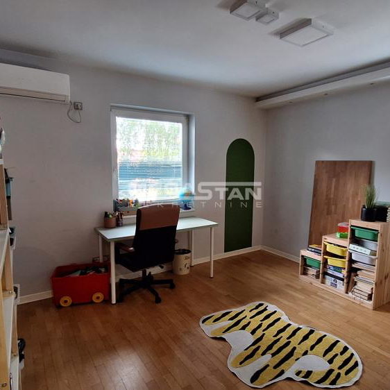 Stan Prodaja Beograd Centar (Voždovac) 127 m2