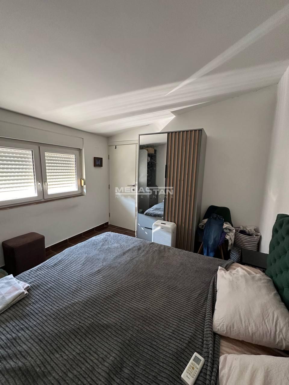 Kuća Prodaja Beograd Kuća Prodaja Beograd Lekino Brdo 82 m2