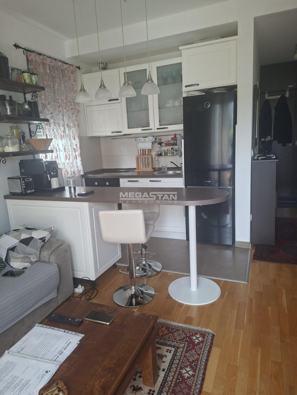Stan Prodaja Beograd Petlovo Brdo 39 m2