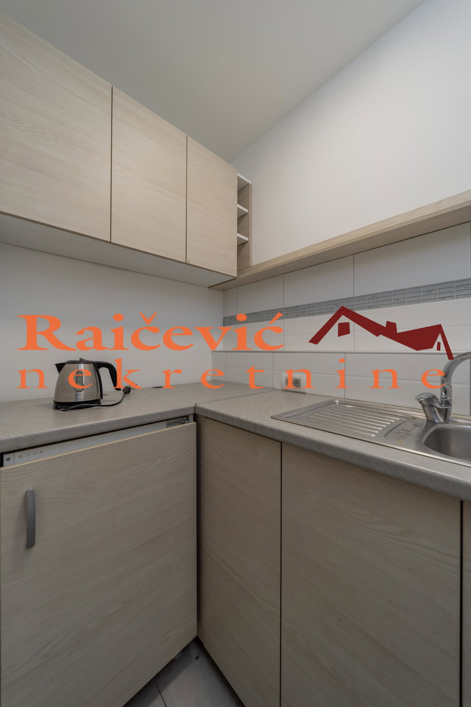Lokal Izdavanje Beograd Lokal Izdavanje Beograd Senjak 195 m2