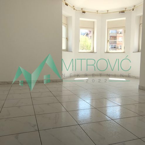 Lokal na prodaju, Nova Detelinara, Novi Sad, 300m², 3.500 €
