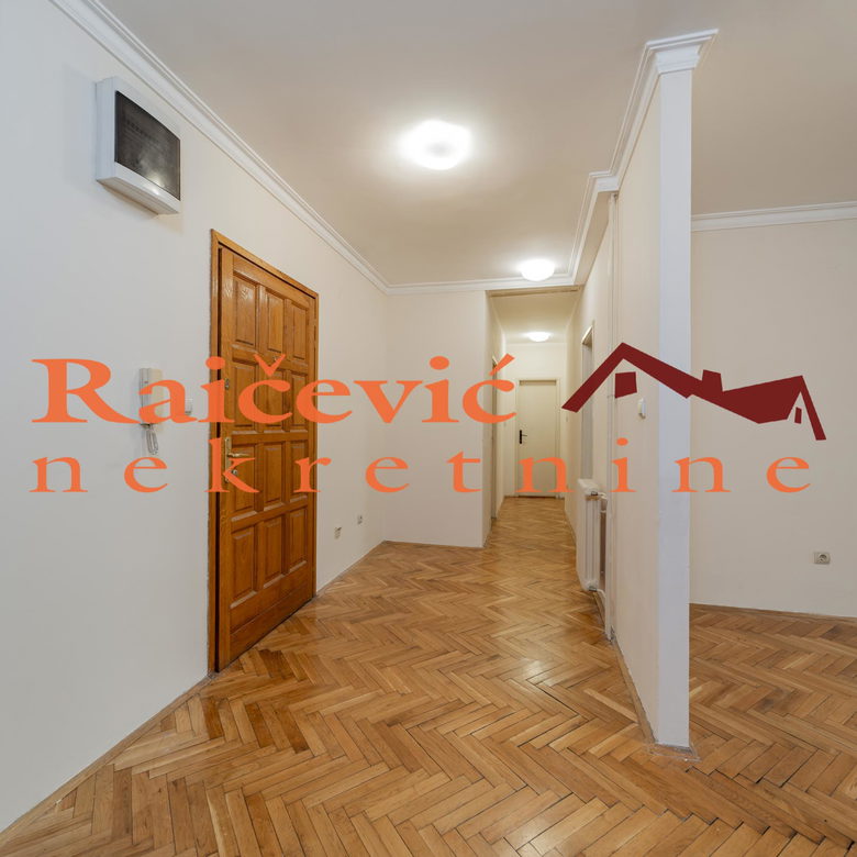 Trosoban stan na prodaju, Bogoslovija, Beograd, 101m², 260.000 €