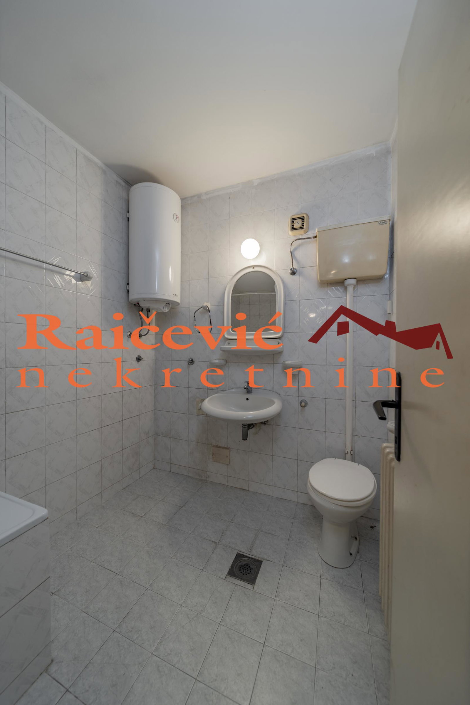 Trosoban stan na prodaju, Bogoslovija, Beograd, 101m², 260.000 €