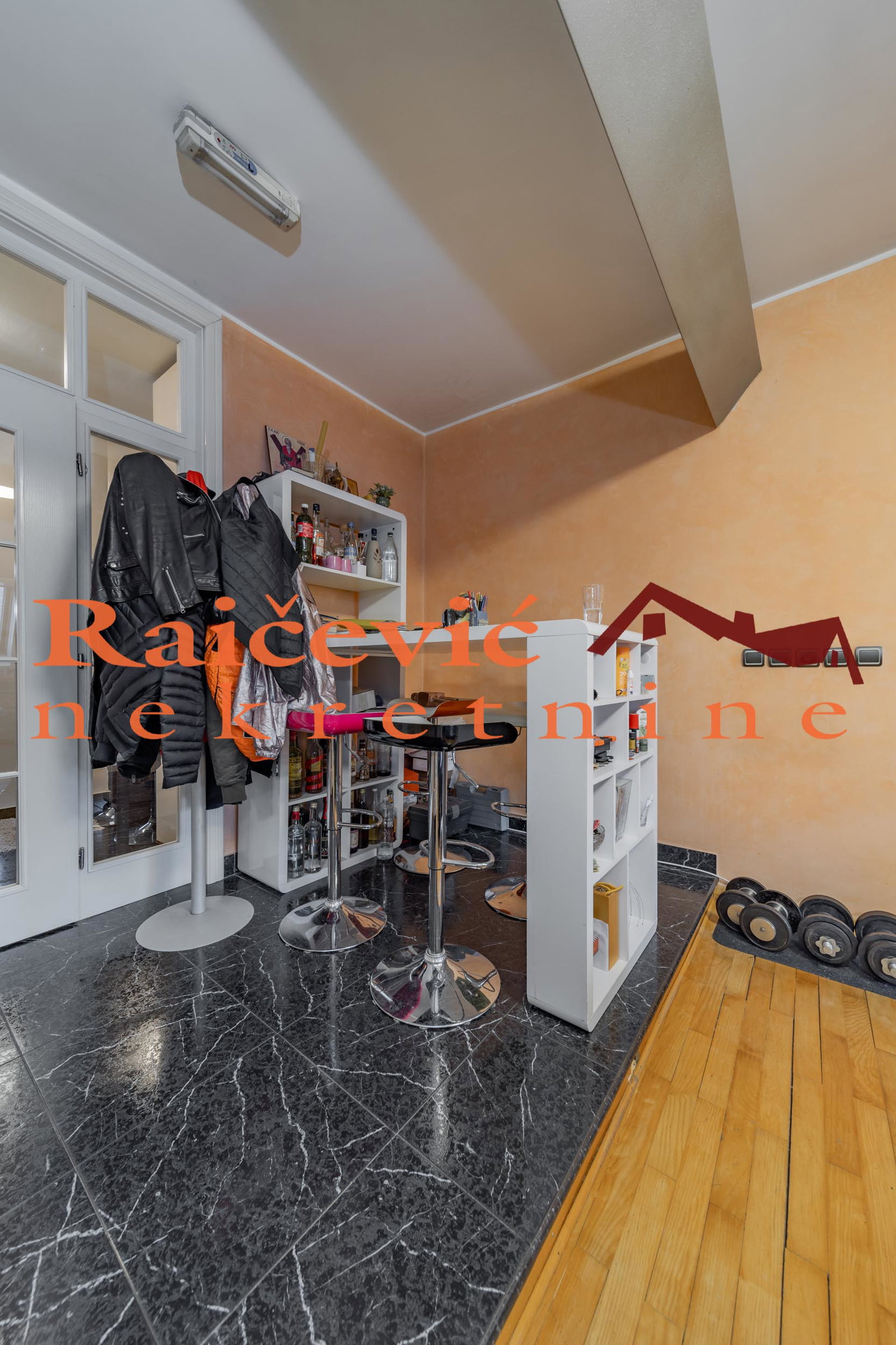 Stan Prodaja Beograd Stan Prodaja Beograd Centar (Čukarica) 202 m2