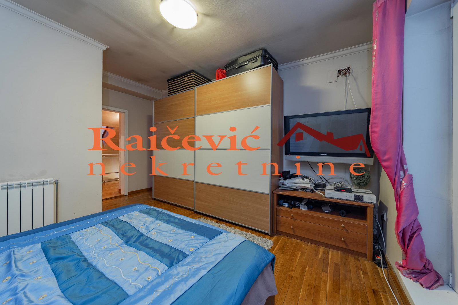 124869 Četvorosoban stan na prodaju, Centar, Beograd, 202m², 540.000 €