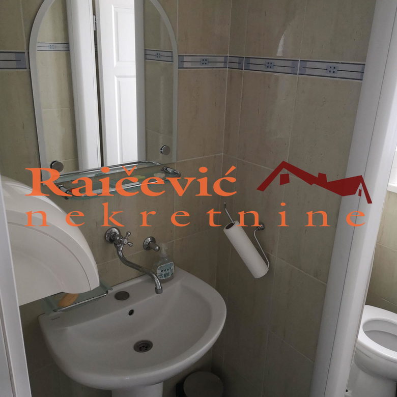 Lokal Prodaja Beograd Lekino Brdo 299 m2