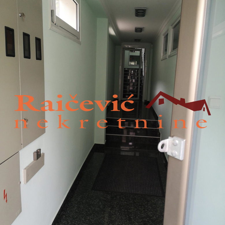 Lokal na prodaju, Lekino Brdo, Beograd, 299m², 547.000 €