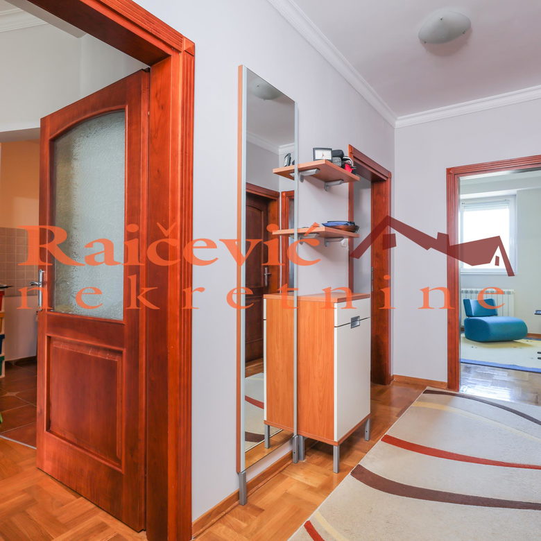 Stan Prodaja Beograd  86 m2