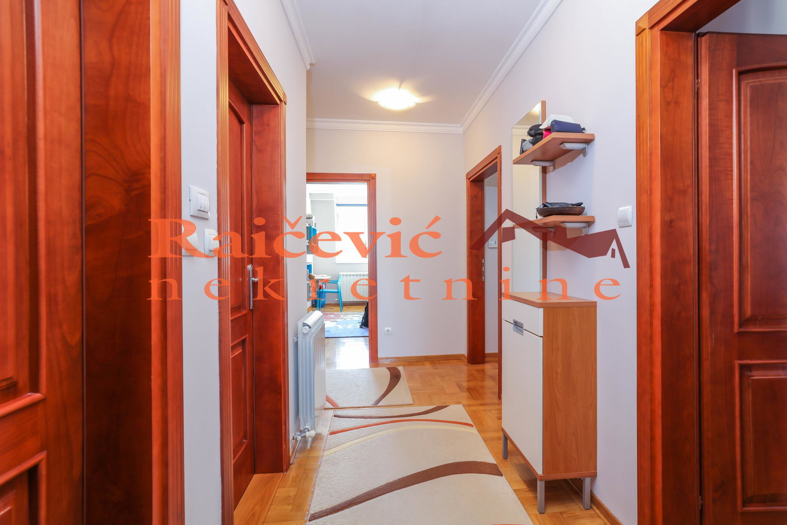 126784 Četvorosoban stan na prodaju, Voždovac, Beograd, 86m², 299.000 €