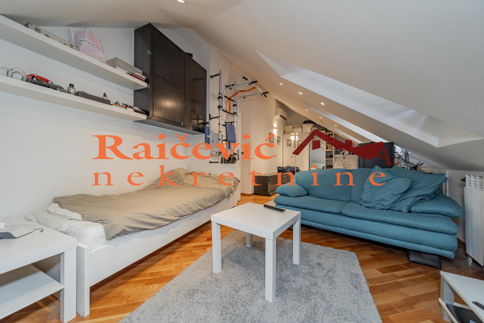 128014 Petosoban stan na prodaju, Vukov Spomenik, Beograd, 160m², 595.000 €
