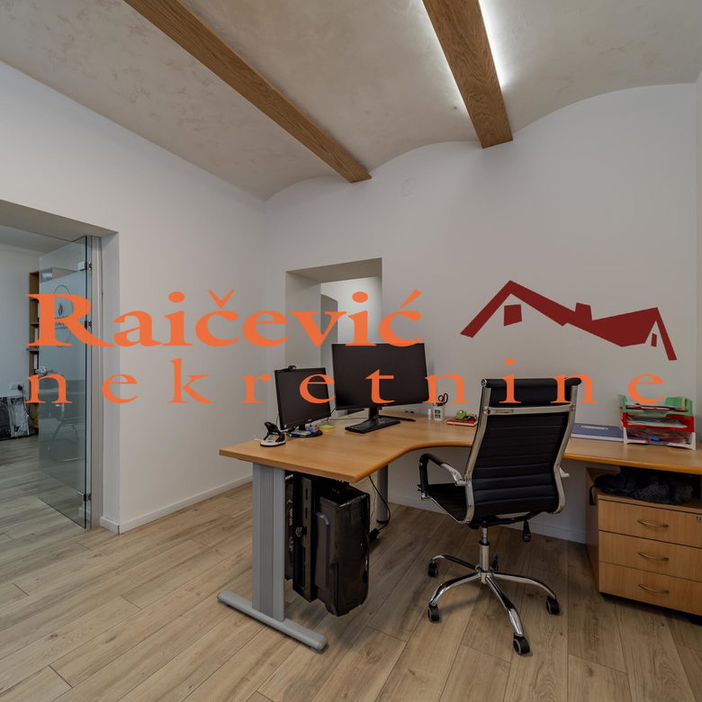 Četvorosoban stan na prodaju, Dorćol, Beograd, 84m², 198.240 €