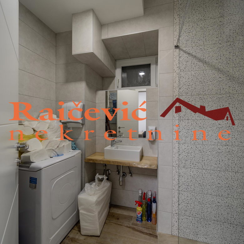 Četvorosoban stan na prodaju, Dorćol, Beograd, 84m², 198.240 €