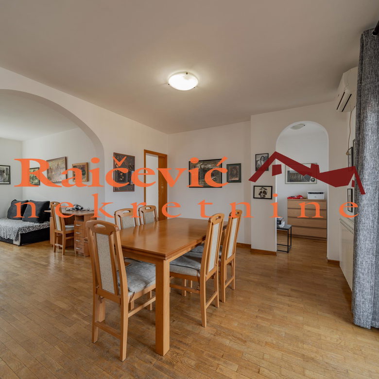 Kuća na prodaju, Višnjička Banja, Beograd, 263m², 340.000 €