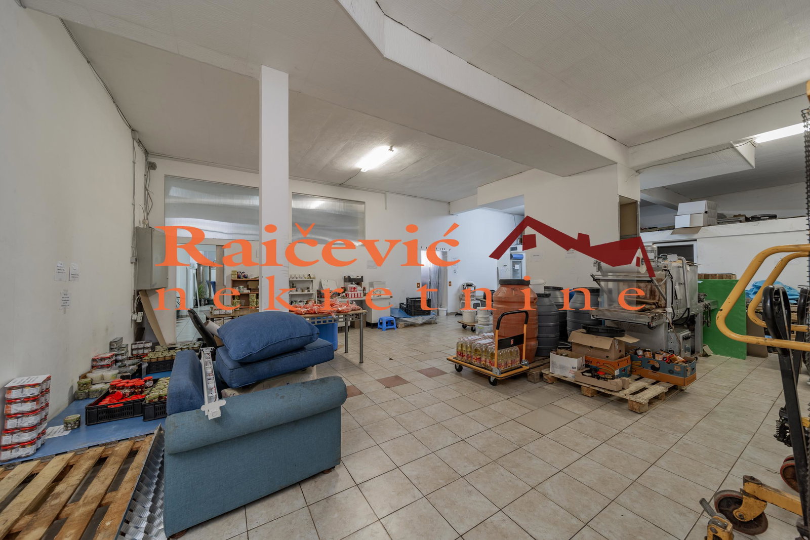 Lokal Prodaja Beograd Vojvode Vlahovića 315 m2