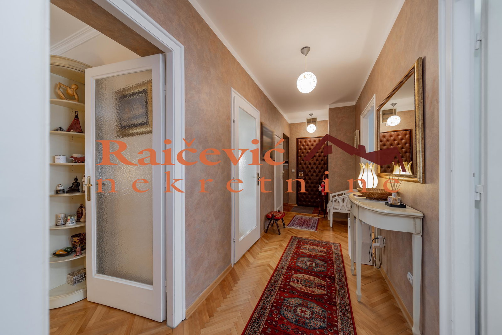 131892 Stan Izdavanje Beograd Crveni Krst 108 m2