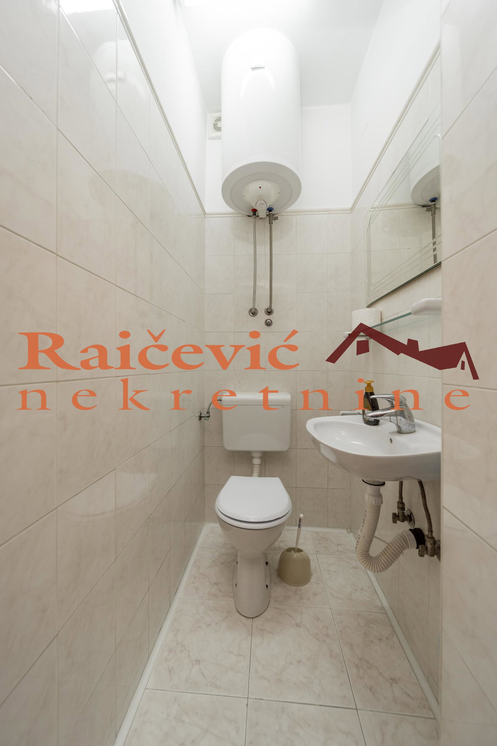131898 Petosoban stan za izdavanje, Crveni Krst, Beograd, 108m², 2.000 €/mes