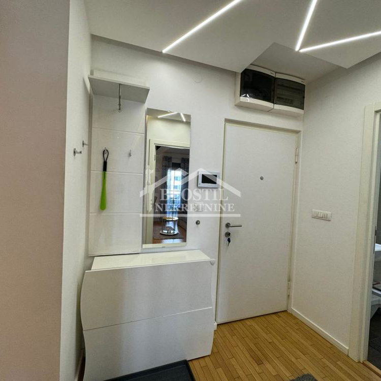 Jednoiposoban stan na prodaju, Zelena Avenija, Beograd, 41m², 196.800 €