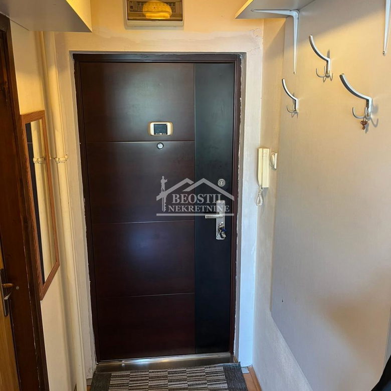 Stan Izdavanje Beograd Braće Jerković 29 m2