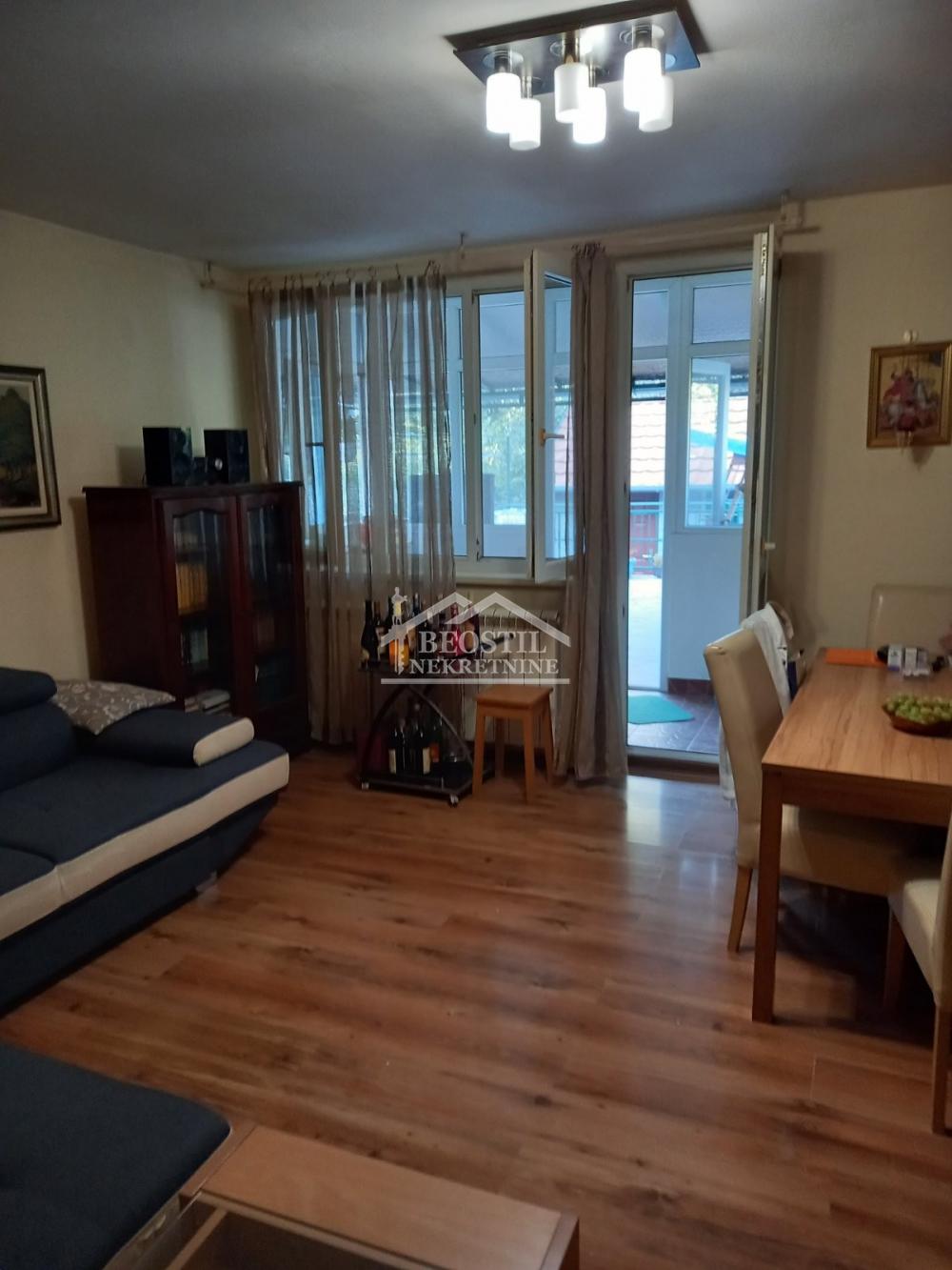 Stan Prodaja Beograd Stan Prodaja Beograd Zemun Polje 52 m2