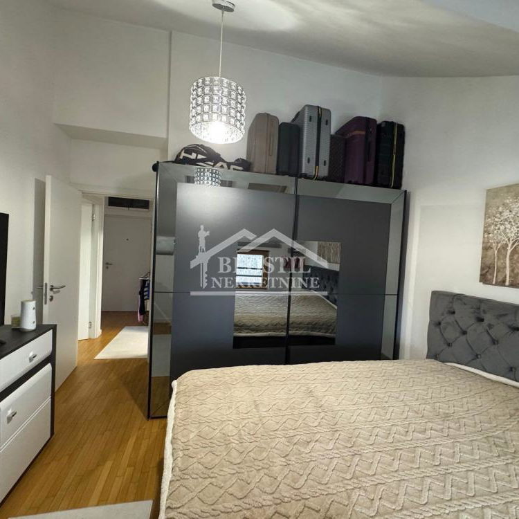 Trosoban stan na prodaju, Zelena Avenija, Beograd, 65.89m², 279.900 €
