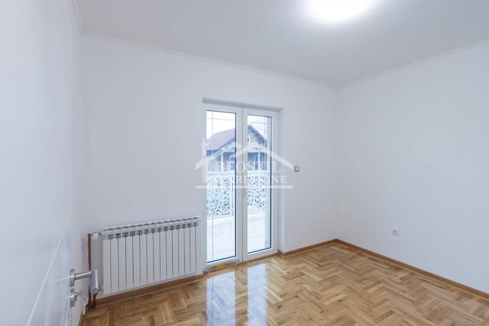 Kuća Izdavanje Beograd Kuća Izdavanje Beograd Jajinci 417 m2