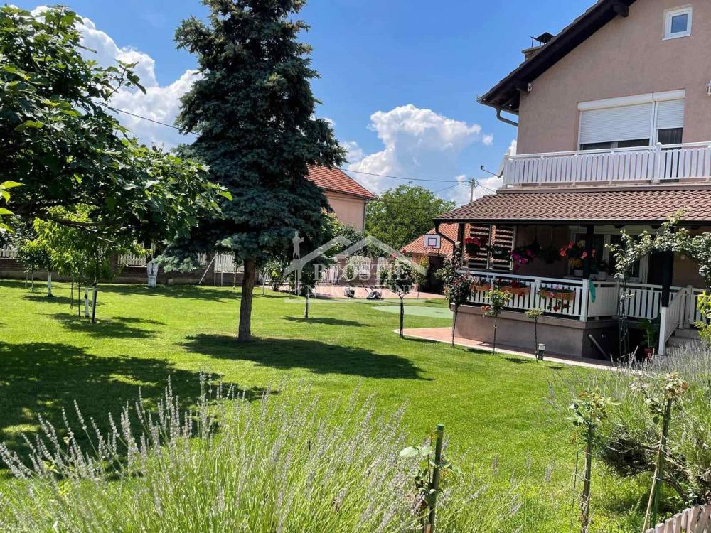 Kuća na prodaju, Carina, Smederevo, 418m², 249.000 €