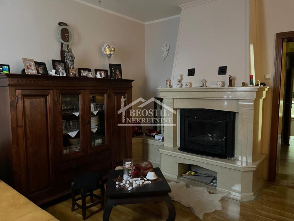 Kuća Prodaja Smederevo  418 m2