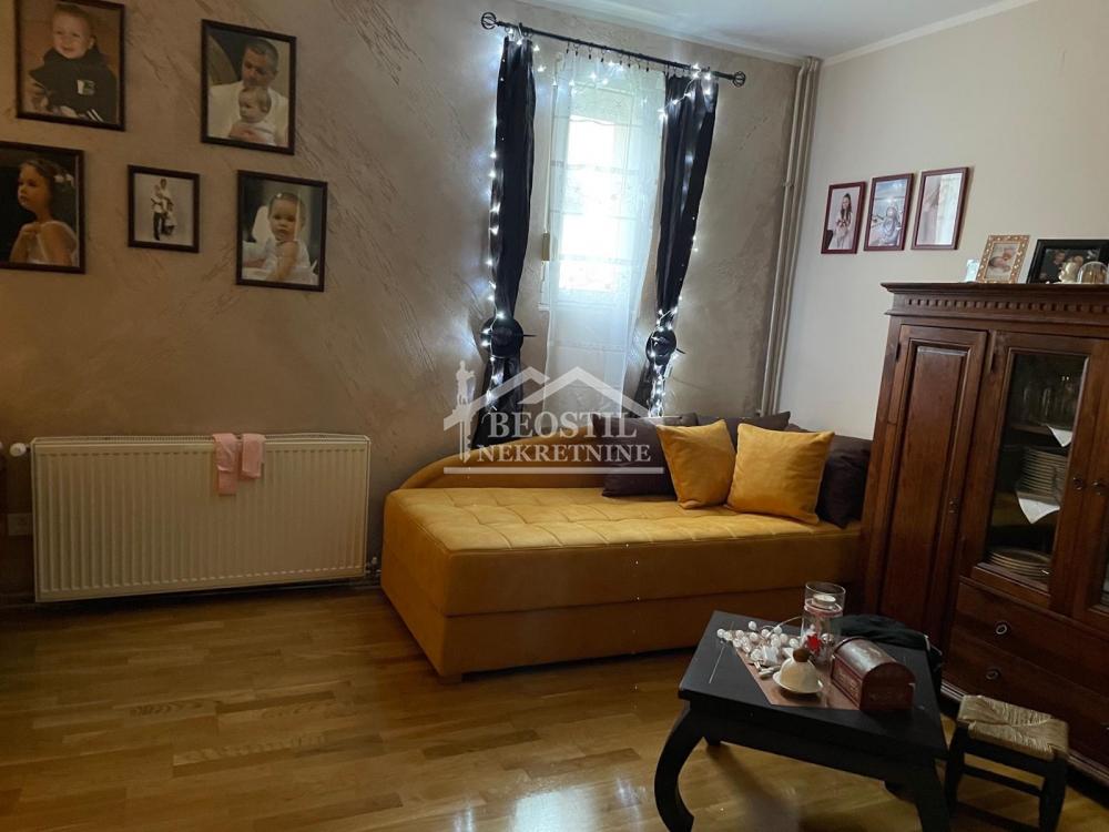 Kuća na prodaju, Carina, Smederevo, 418m², 249.000 €