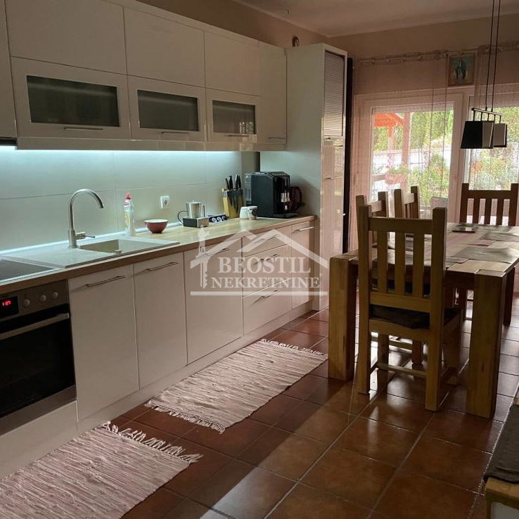 Kuća Prodaja Smederevo  418 m2